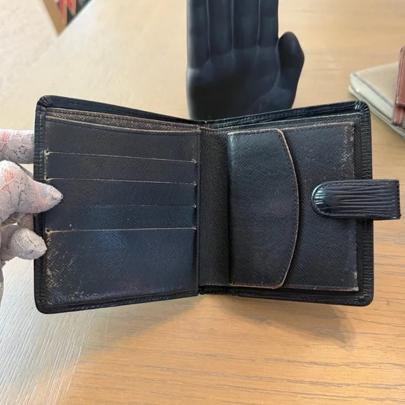 Louis Vuitton- Burberrys-Celine wallets - Picture 4 of 16